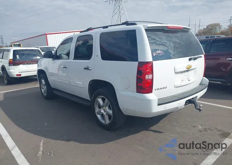 2013 Chevrolet Tahoe Lt z USA, uszkodzony, nr VIN 1GNSCBE01DR331571